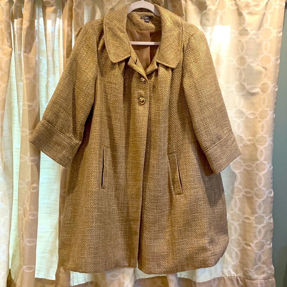 Woman’s Tweed Dress Coat